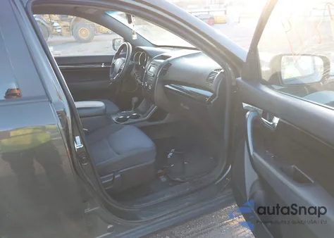 2012 Kia Sorento Lx z USA, uszkodzony, nr VIN 5XYKTDA64CG302349